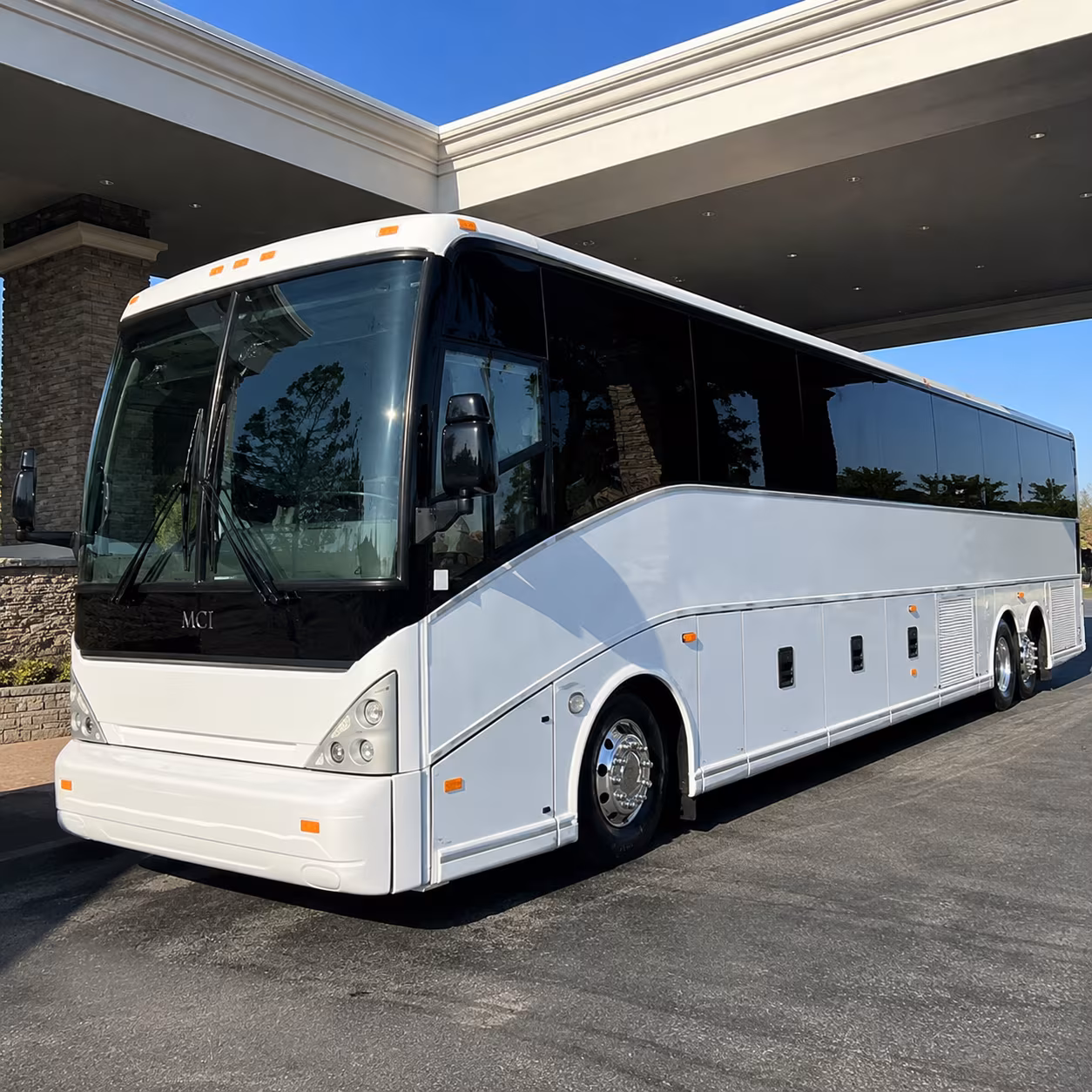 charterbusservicesneworleans com is the go to for new orleans convention and group arrival shuttles